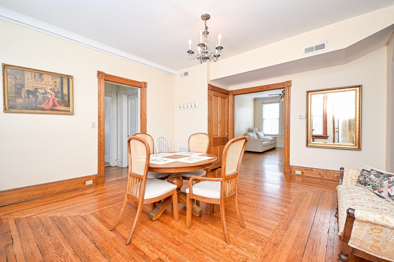 3493 Brookline Ave #2 - Photo 5 of 42