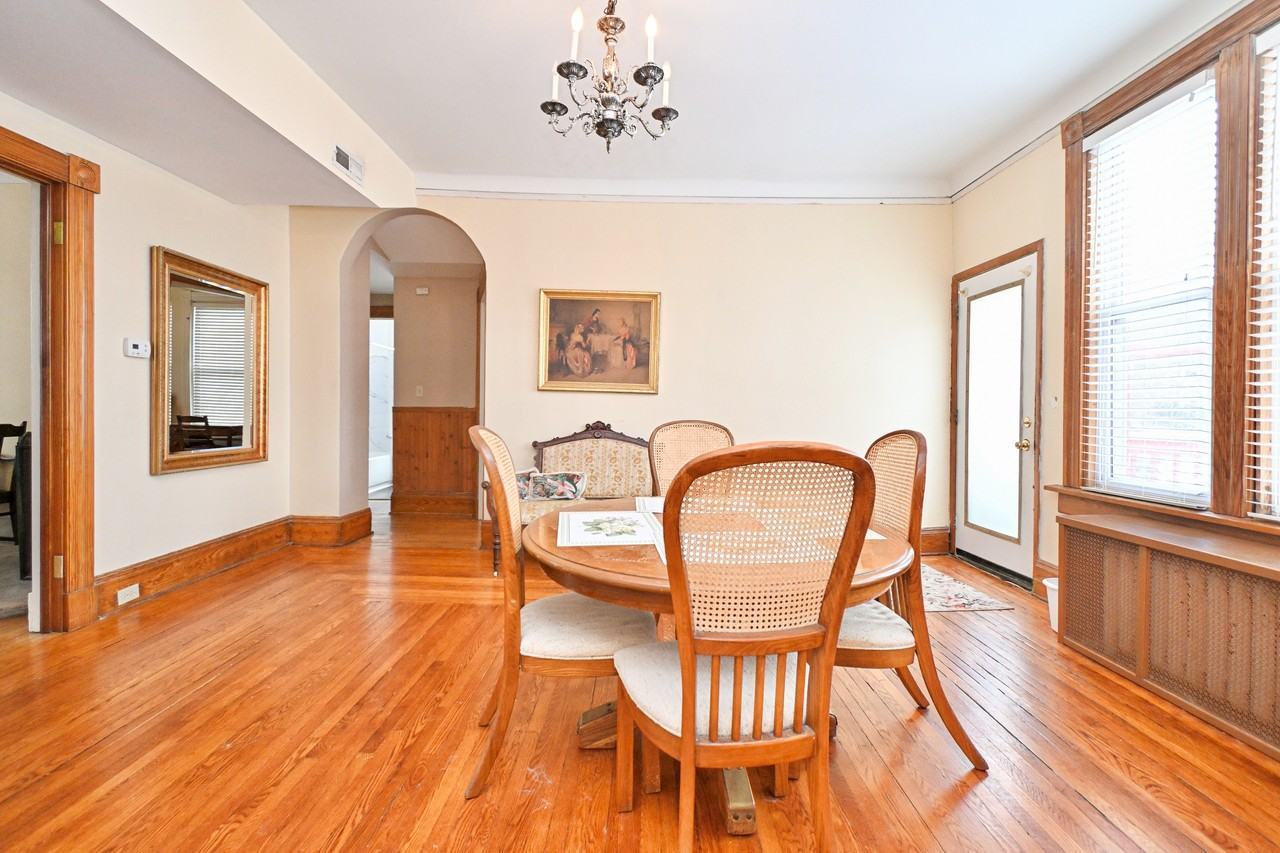 3493 Brookline Ave #2 - Photo 6 of 42