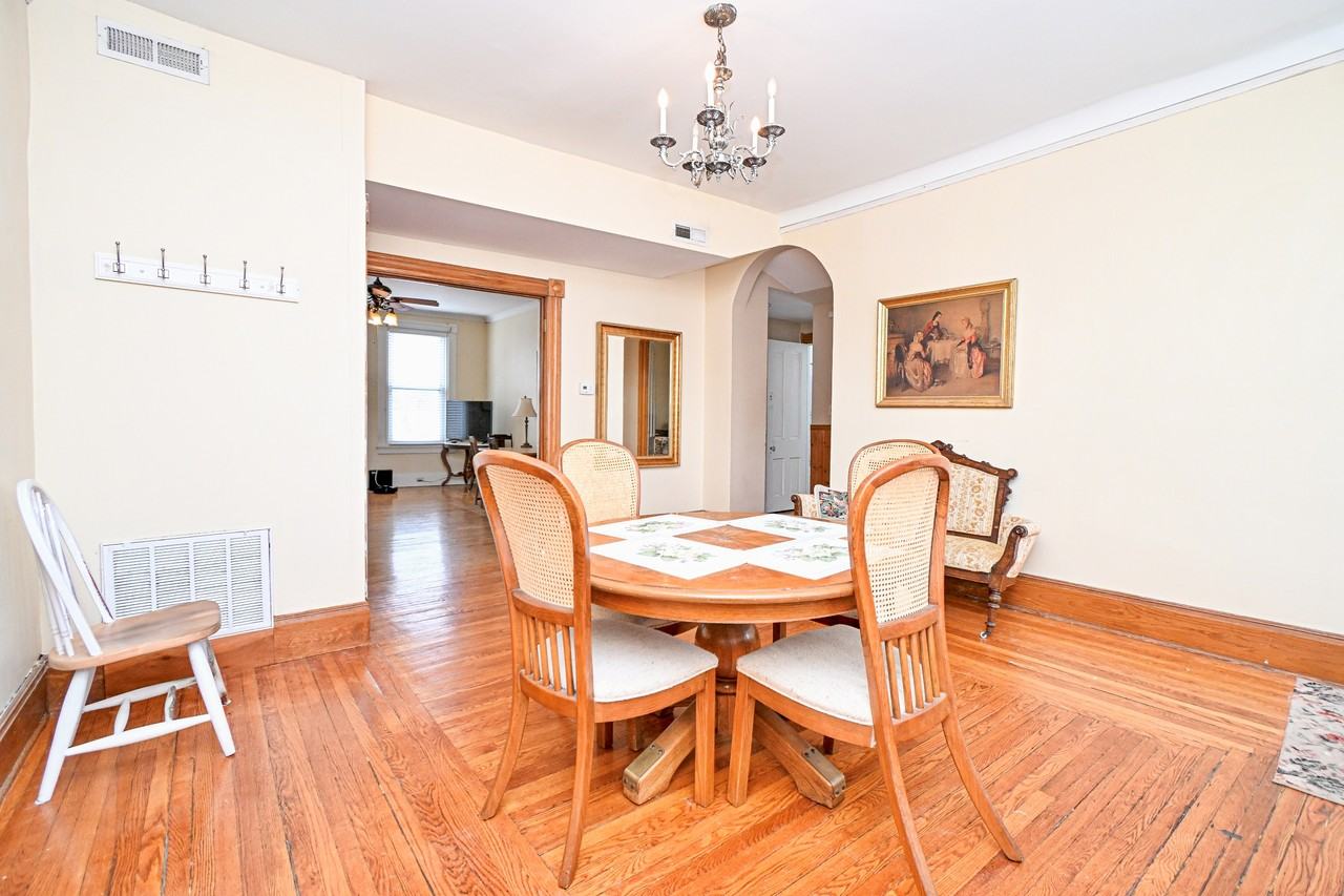 3493 Brookline Ave #2 - Photo 7 of 42