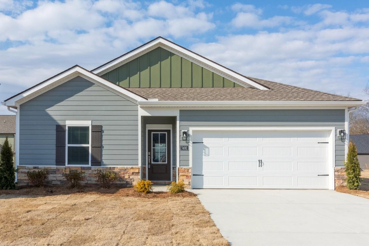 7492 Bendire Loop - Photo 2 of 31