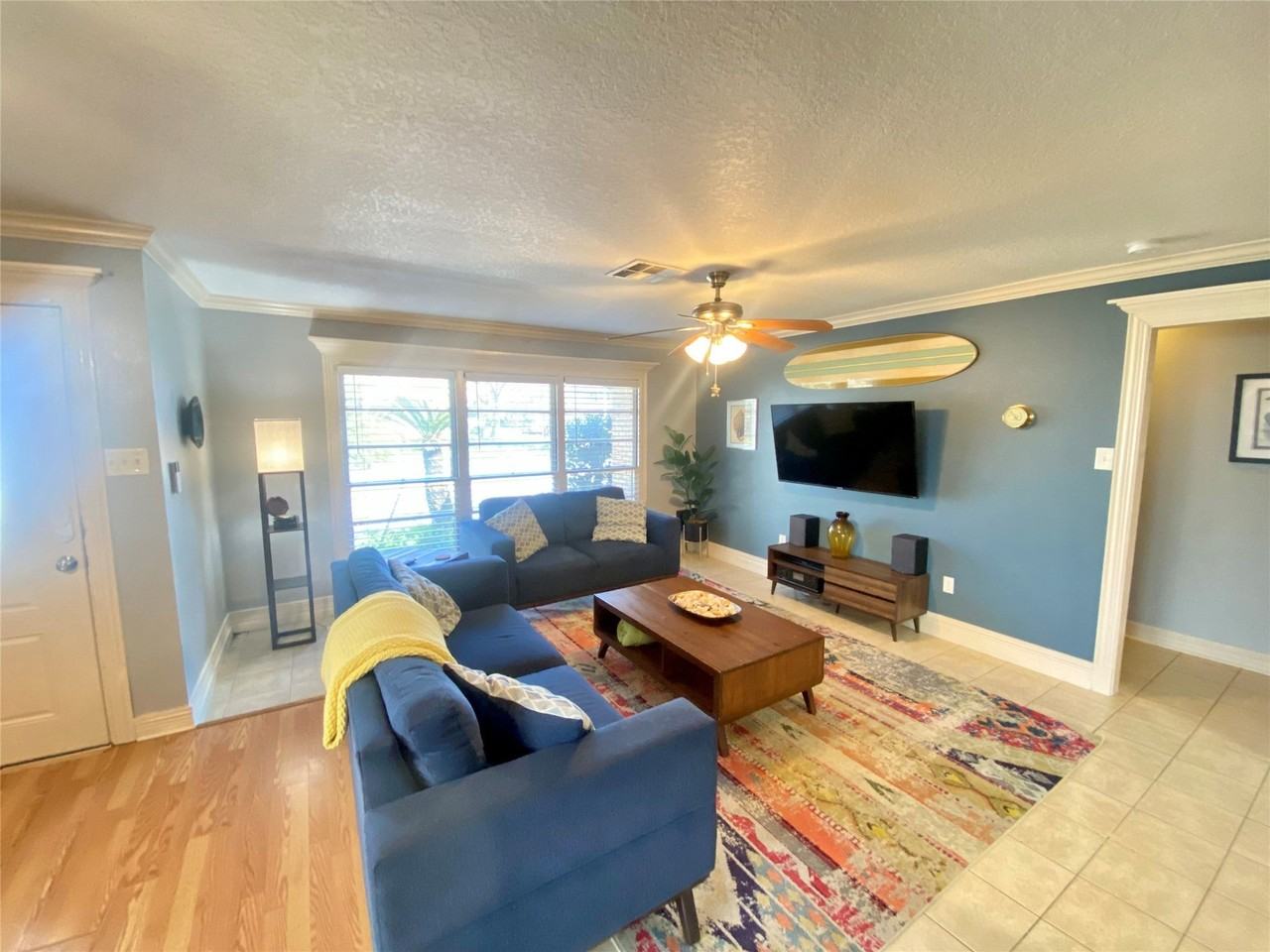 1311 Milam Dr - Photo 7 of 21