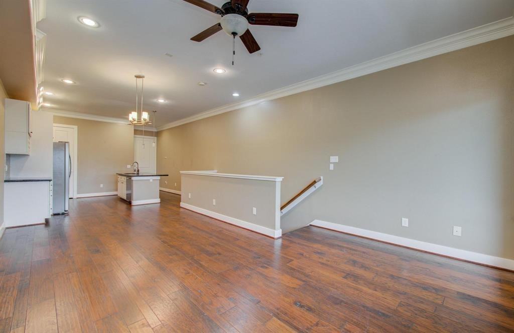 510 Lovett Blvd - Photo 5 of 16