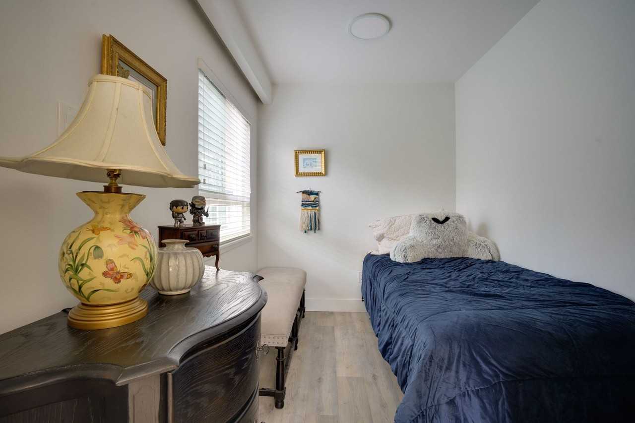 1537 Burnaby Street #101 - Photo 7 of 11