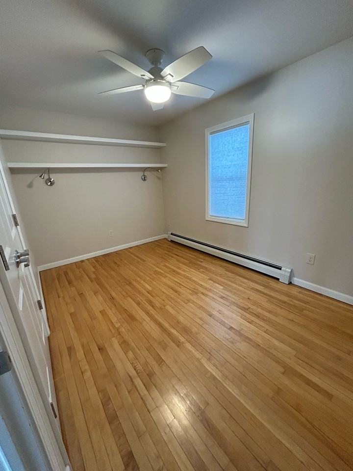 830 S Lake St #1 - Photo 6 of 8