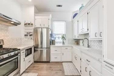 1015 26th St - Photo 5 of 28