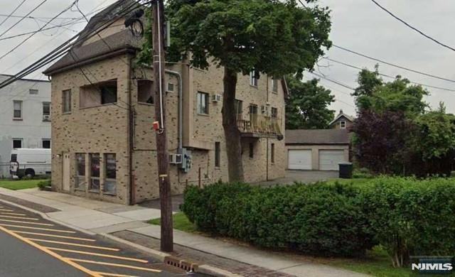 121 Main St - Photo 2 of 13