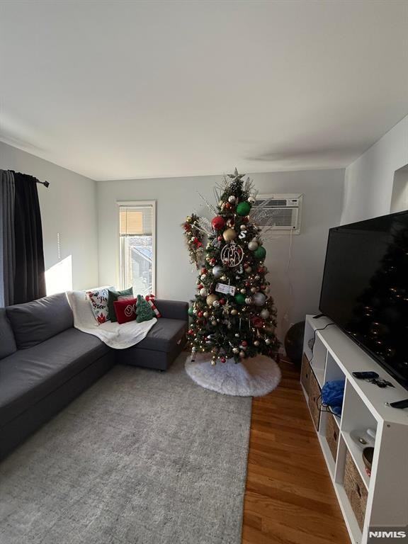 121 Main St - Photo 5 of 13