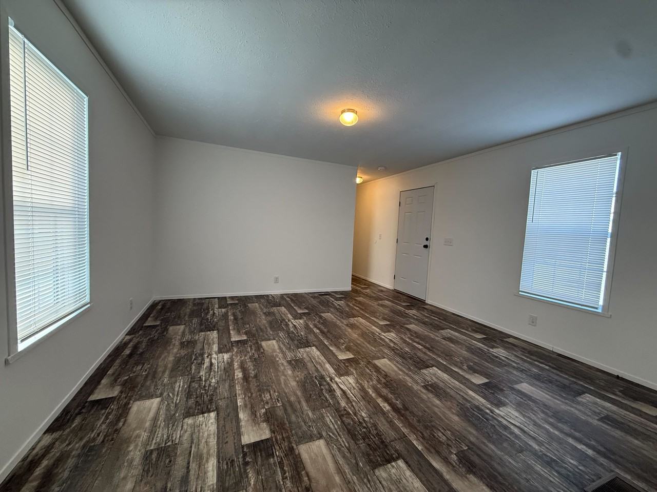 11719 Cascade Cir #101 - Photo 3 of 26