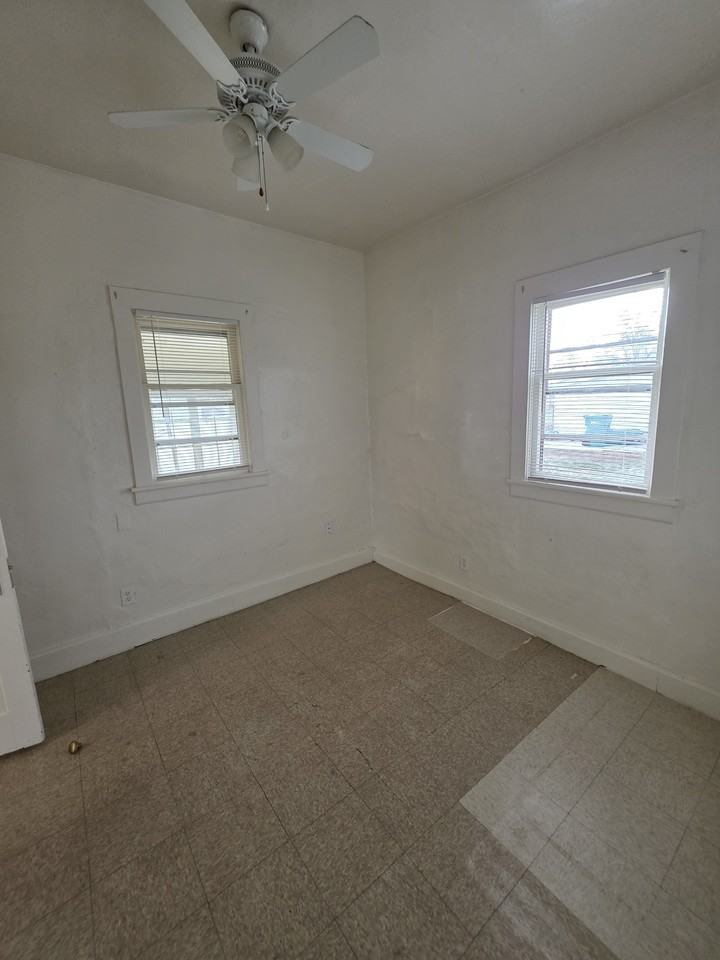 152 N Coulson St #1 - Photo 7 of 10