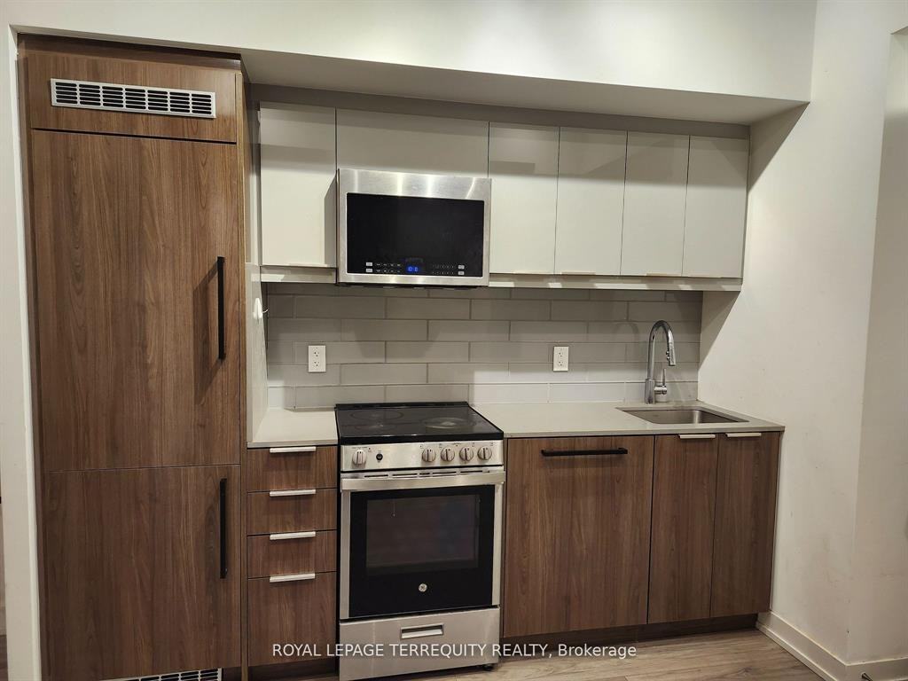 90 Glen Everest Road #710 - Photo 2 of 8