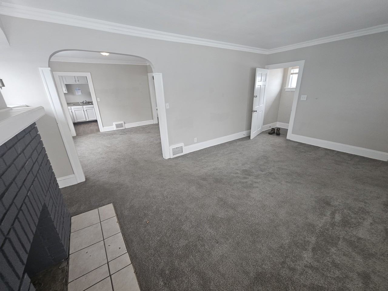 931 Helmsdale Rd - Photo 6 of 23