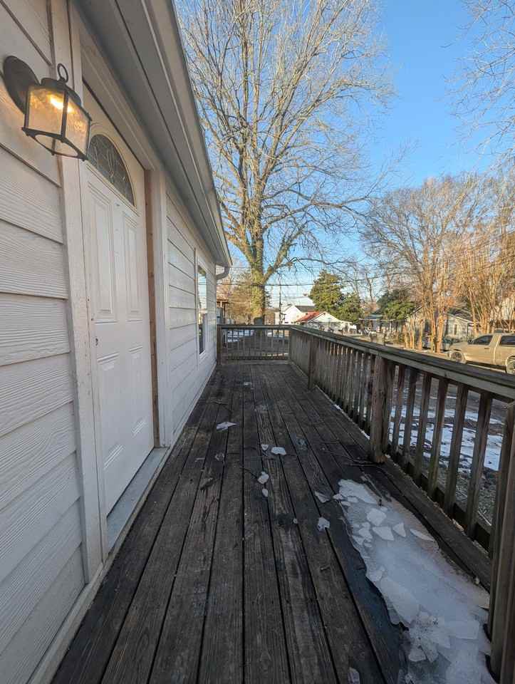 1118 Parker St #1118 - Photo 2 of 10