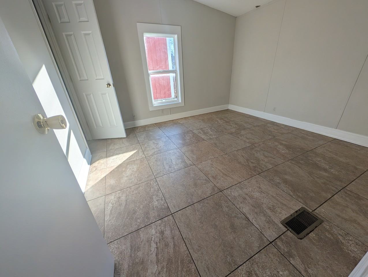 1118 Parker St #1118 - Photo 6 of 10