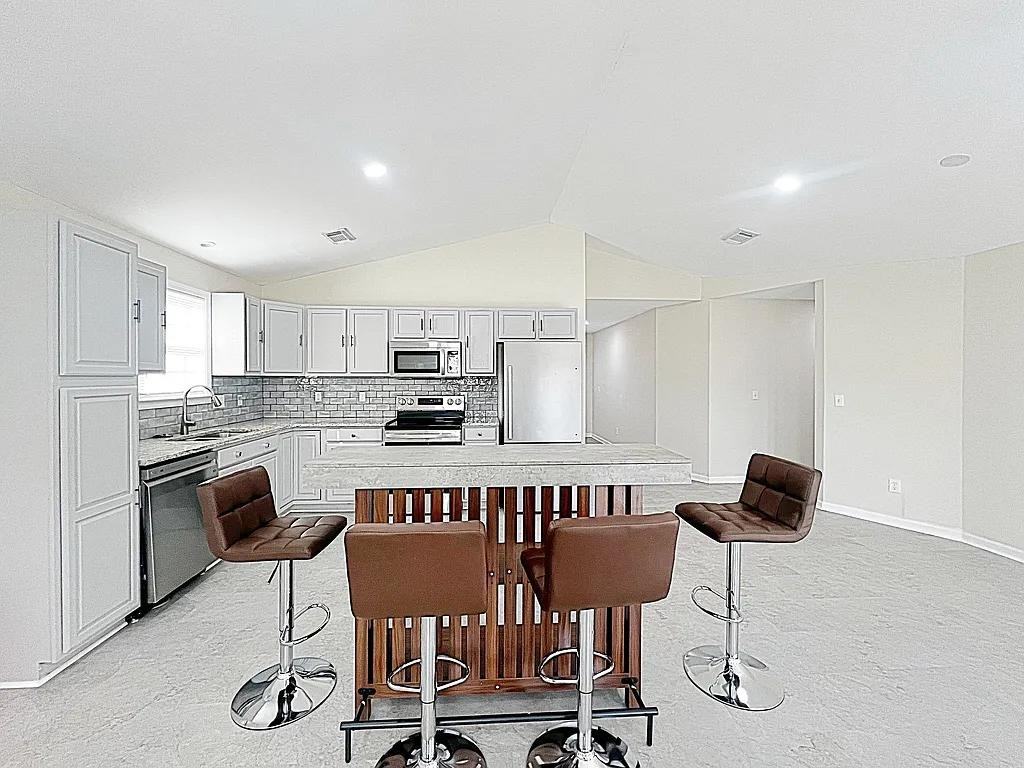 511 Climbing Rose Ct #1 - Photo 7 of 19