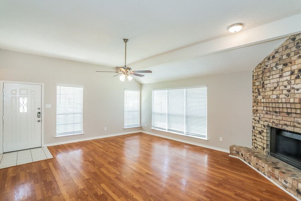 10911 Kirkbud Dr - Photo 5 of 16