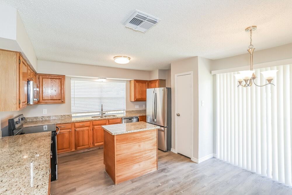 10911 Kirkbud Dr - Photo 6 of 16