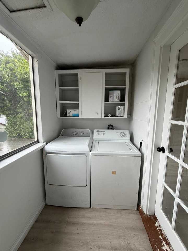 Garrett St & Braid St - Photo 5 of 25