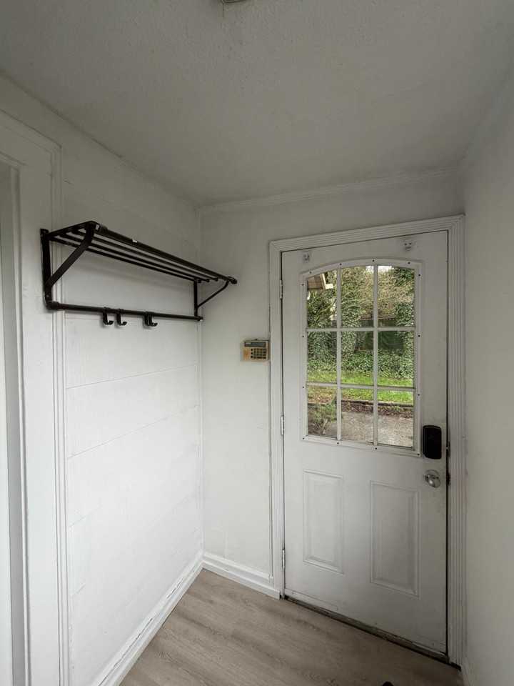 Garrett St & Braid St - Photo 7 of 25