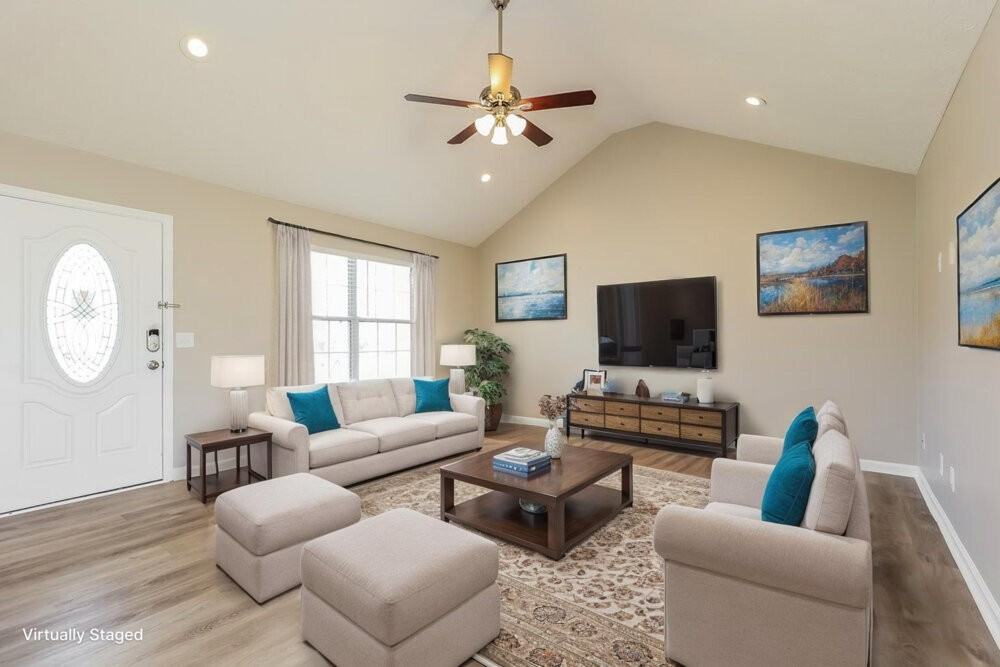 2922 Henderson Ln - Photo 3 of 19