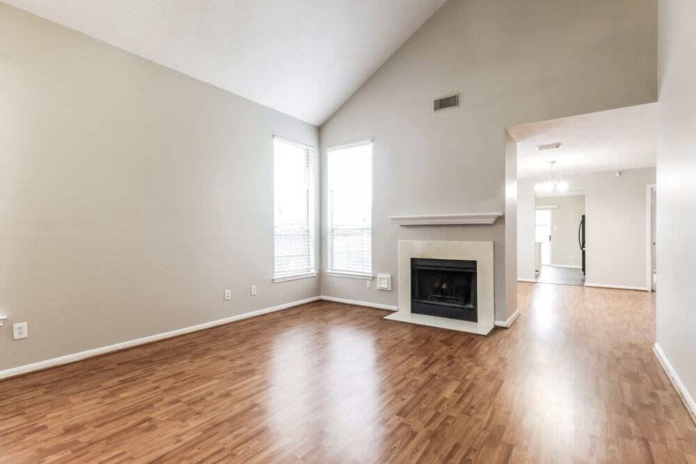 12655 Pine Bush Dr - Photo 4 of 17