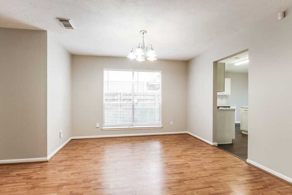 12655 Pine Bush Dr - Photo 7 of 17