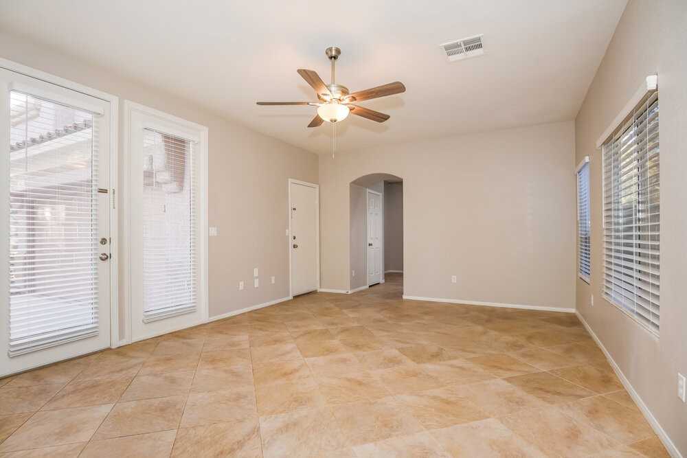 5978 Genovese Ave - Photo 5 of 20