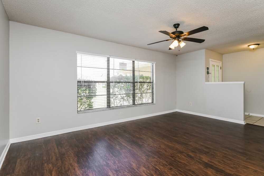 9124 Palos Verde Dr - Photo 4 of 19