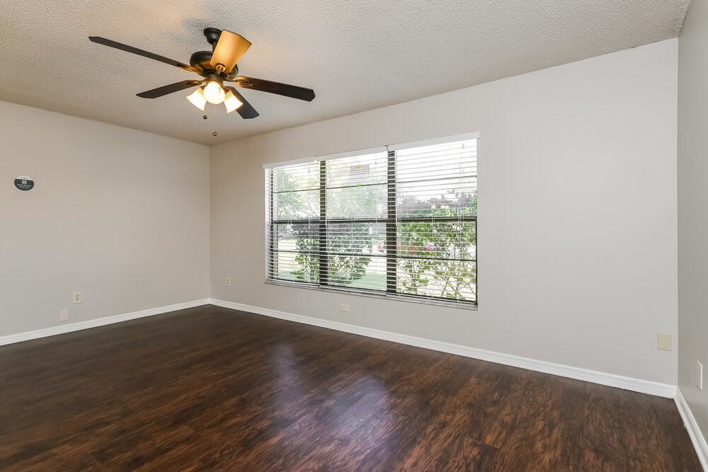 9124 Palos Verde Dr - Photo 6 of 19