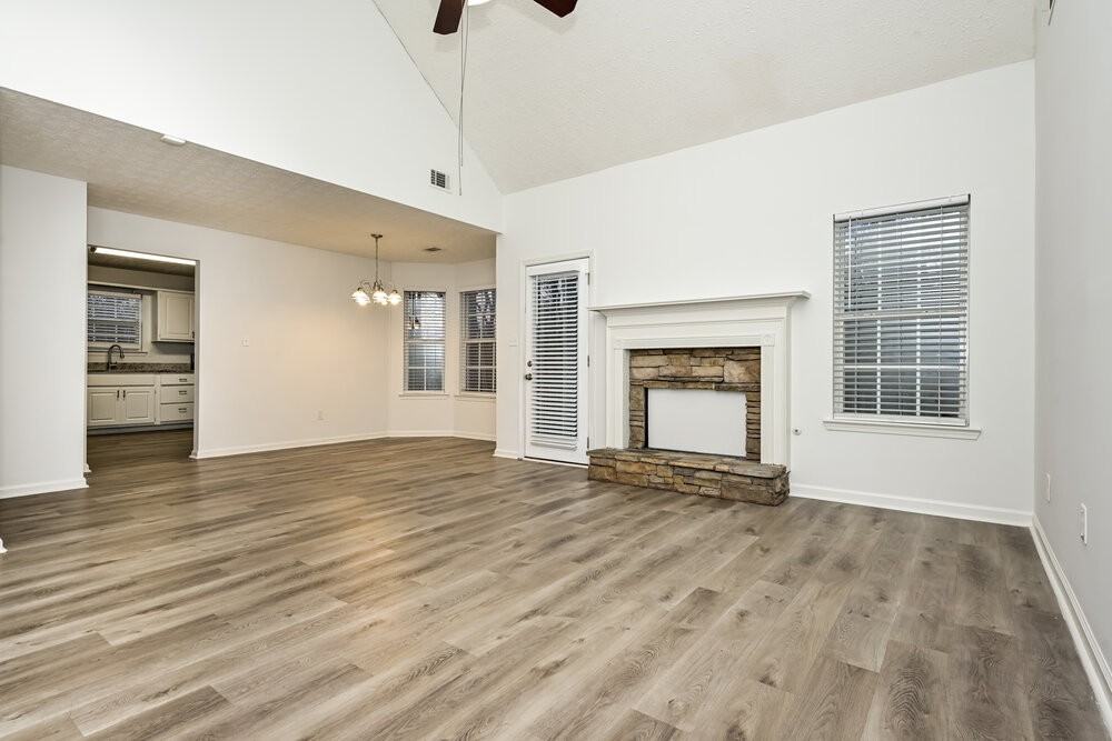 229 Pebble Creek Dr - Photo 5 of 17