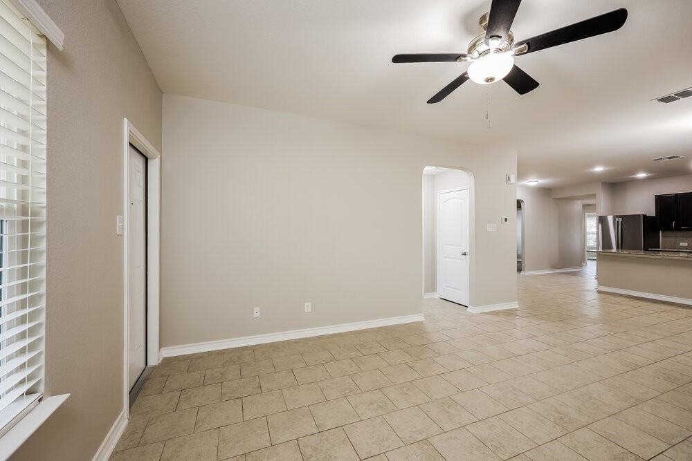 12114 Pearl Jubilee - Photo 4 of 16