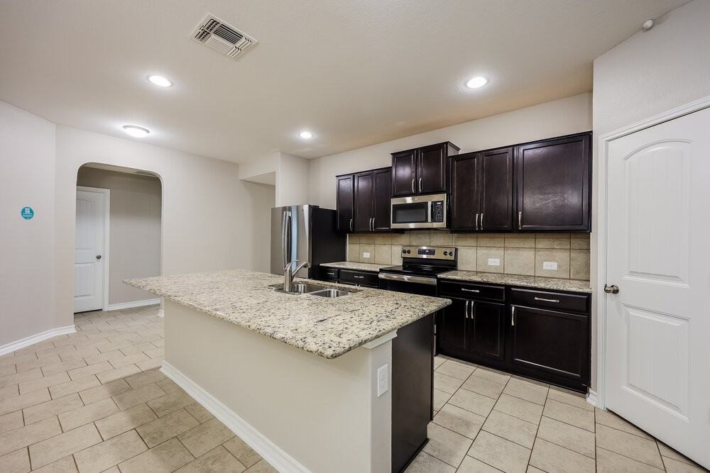 12114 Pearl Jubilee - Photo 6 of 16