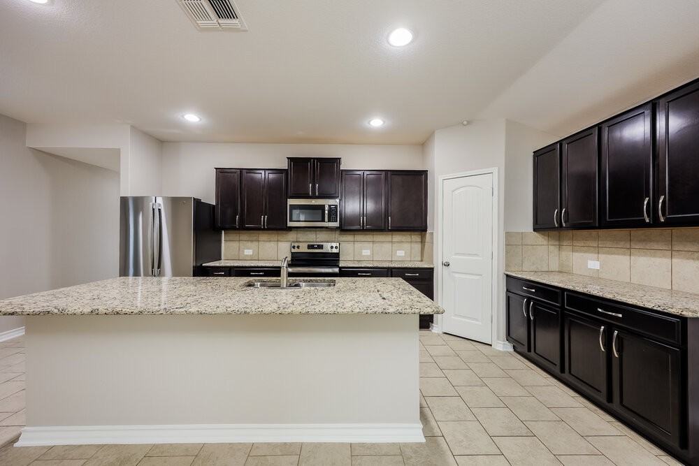 12114 Pearl Jubilee - Photo 7 of 16