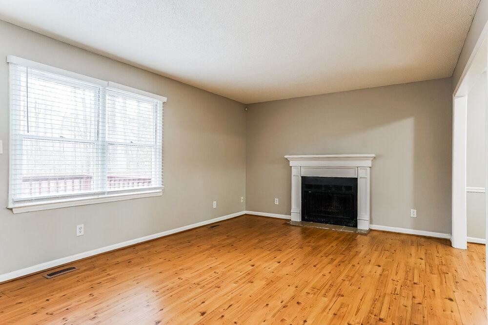 103 Dwelling Pl - Photo 5 of 17