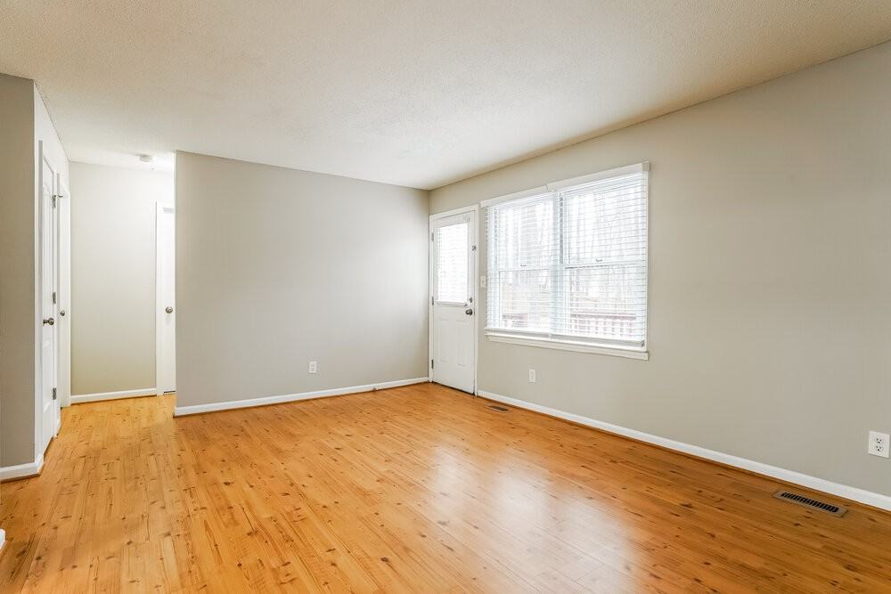 103 Dwelling Pl - Photo 6 of 17