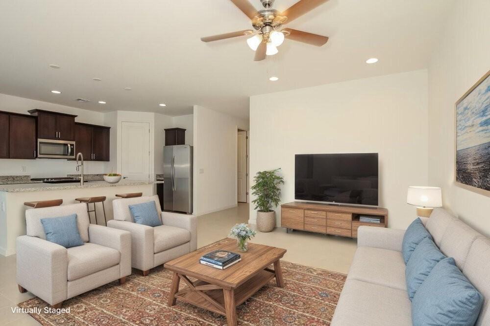 11022 W Marguerite Ave - Photo 3 of 19