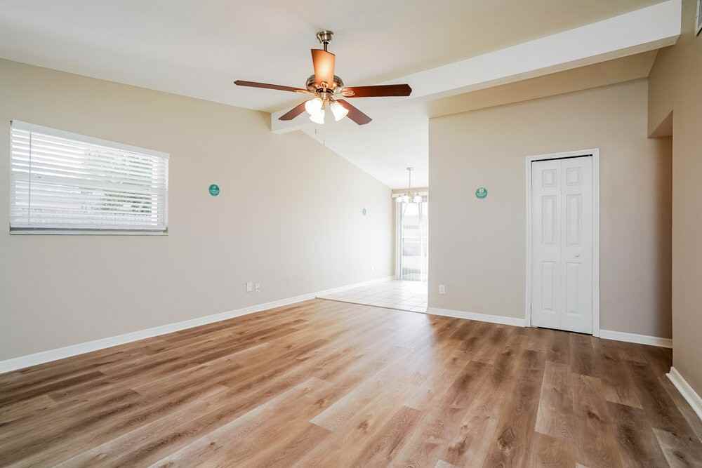 8199 Coco Solo Ave - Photo 3 of 19