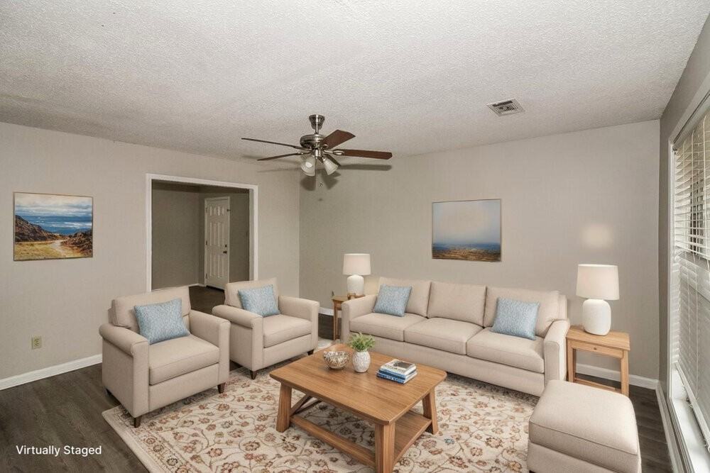 8229 Valley Ridge Trl - Photo 4 of 20