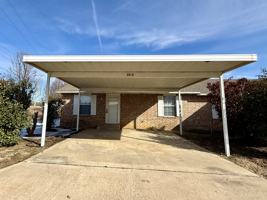 featured image of 2412 Cimmarron Dr #1