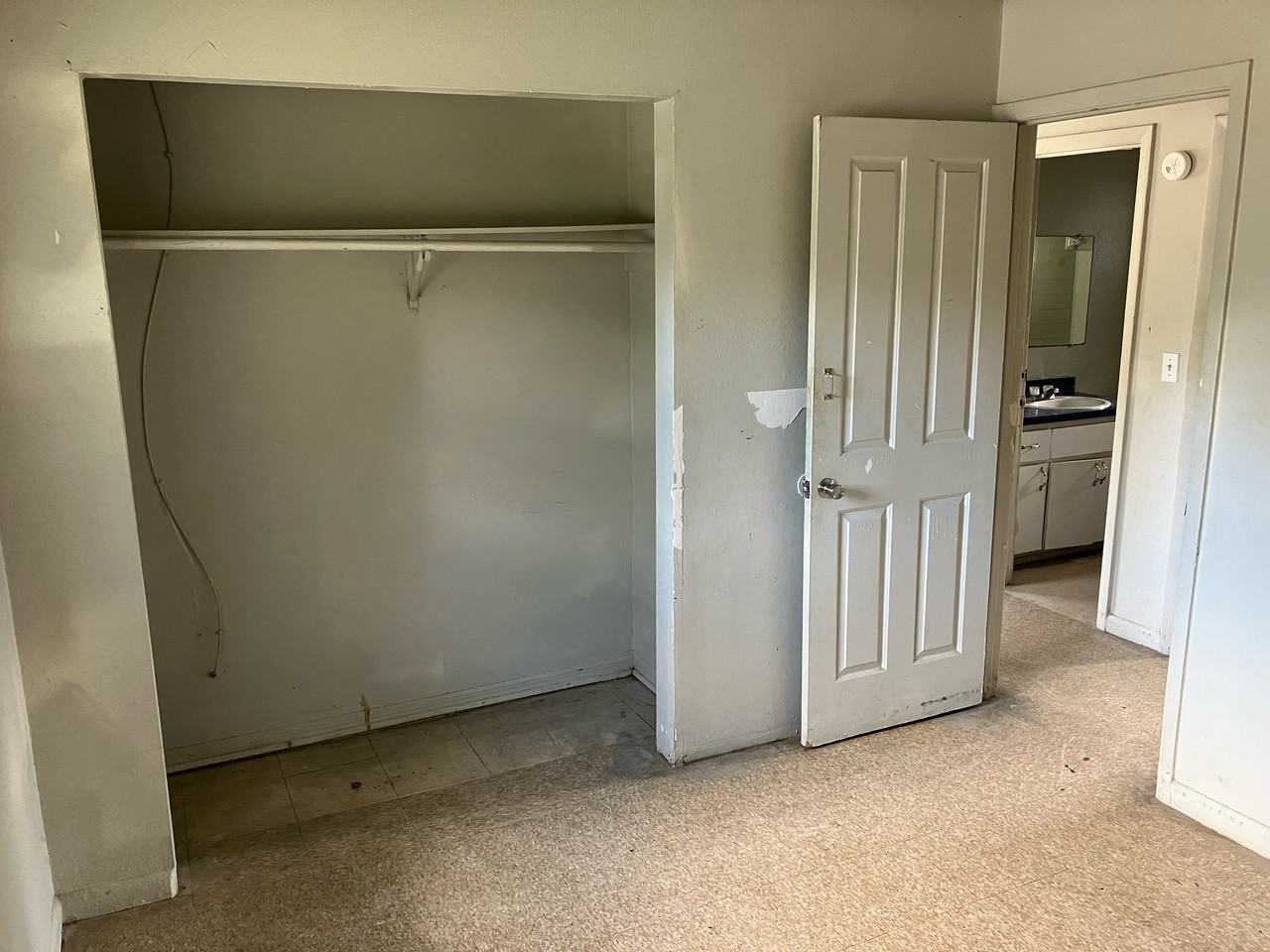 408 Terry St #10 - Photo 7 of 14