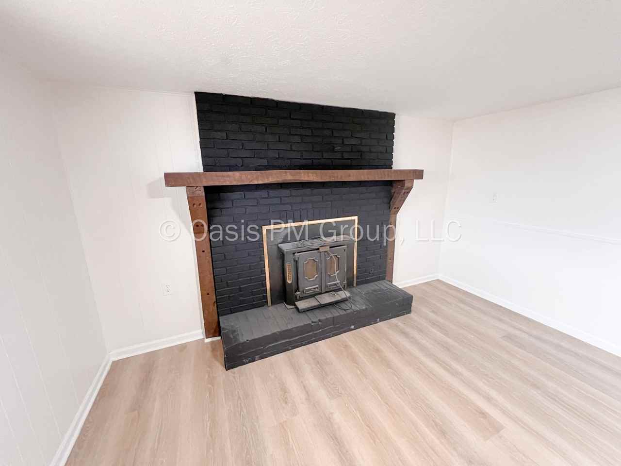 3983 Lynward Rd #1 - Photo 7 of 21