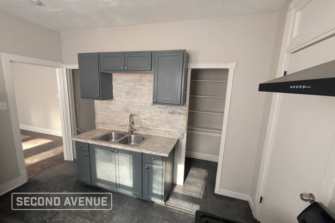 8725 S Bishop St - Photo 6 of 21