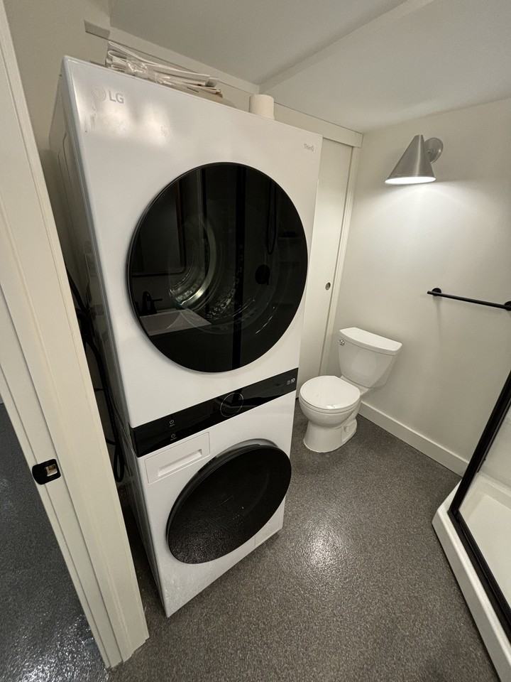 Annette St & Dundas St W #3 - Photo 6 of 9