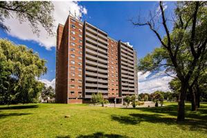 featured image of 50 Driftwood Avenue