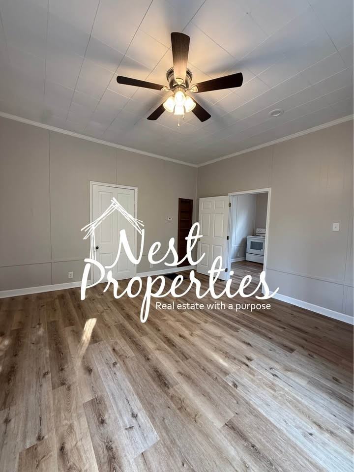 2404 1/2 Main St #1 - Photo 2 of 5