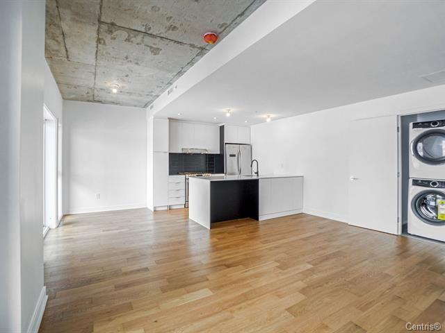 4240 Rue Augustin - Photo 5 of 15