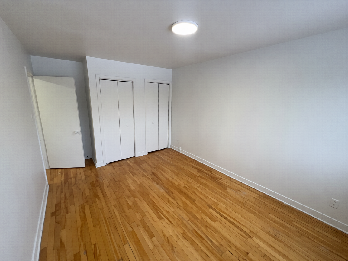 2660-2670 Kent - Photo 6 of 8