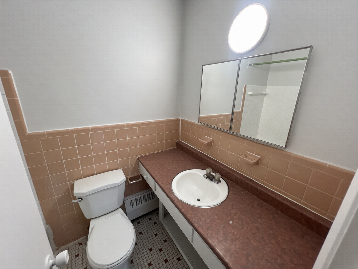 2660-2670 Kent - Photo 7 of 8