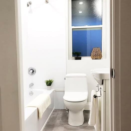 Annette St & Dundas St W #1 - Photo 2 of 6