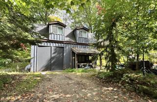 3911 Algonquin Ave, Innisfil, ON L9S 2M3, Canada - Photo 1 of 1