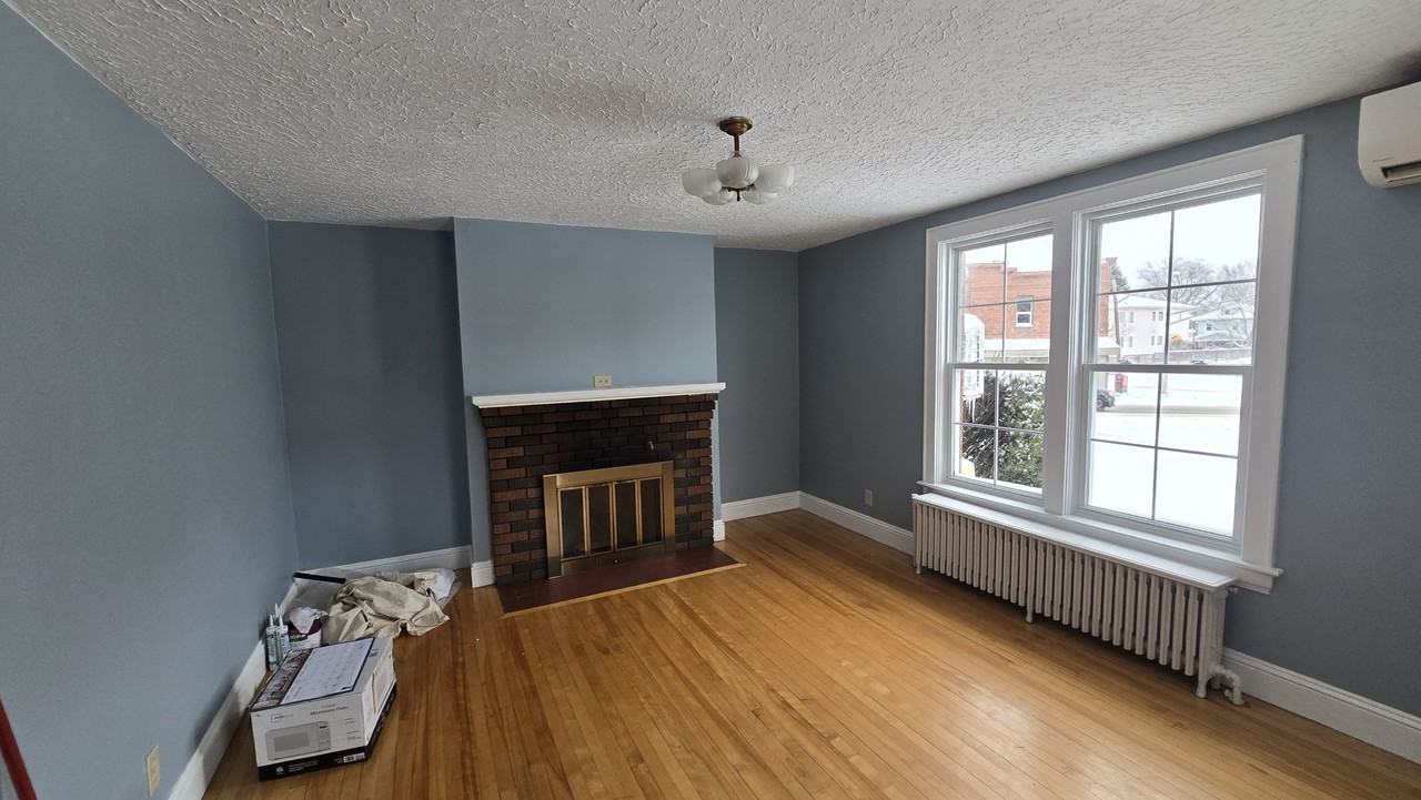 366 Cameron St #A - Photo 4 of 15